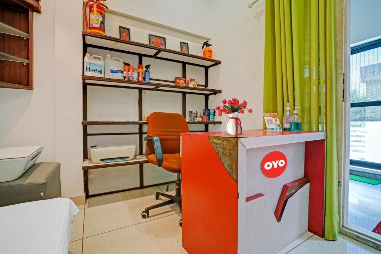 Oyo Thykoodam Sleep Inn Kochi Exterior photo